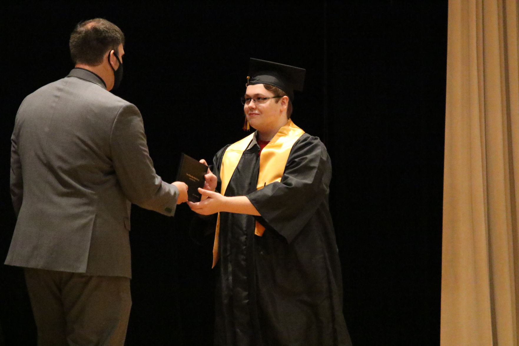 IFA_Grad1726.JPG